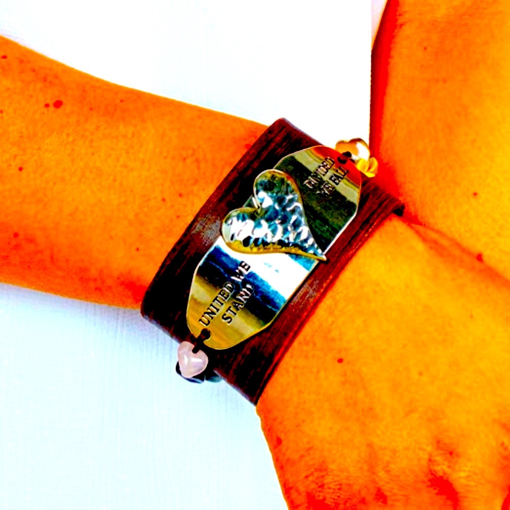 🌟🇺🇸🌟 RARE❗️PAPARAZZI “UNITED WE STAND” MULTI URBAN BRACELET❗️🌟🇺🇸🌟 - Picture 2 of 6